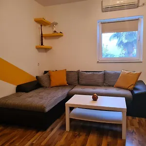 Family Apartman