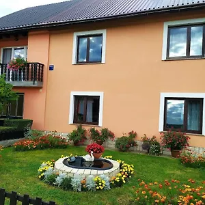 Niki Apartman